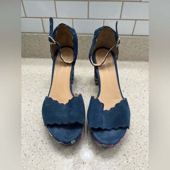 Anthropologie Scalloped Platform Heels (Size 41) - Picture 6 of 16